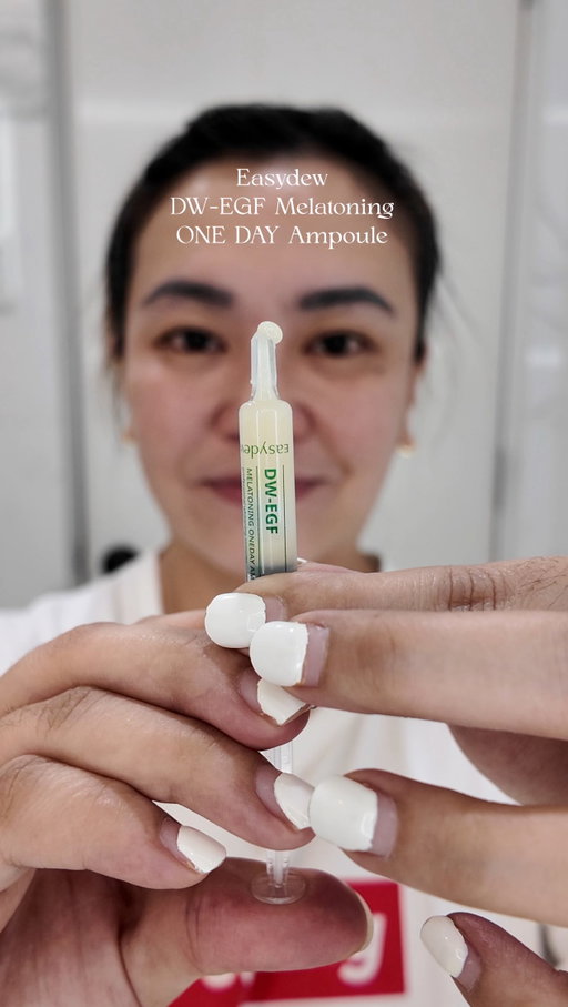 I tested out the trending Easydew Melatoning Ampoule from 🇰🇷 2 weeks result pa lang yan what more pa kung 1 month! 

#easydew #melasma_ampoule #DWEGF #budol_easydew #easydewxcharis #charisceleb

@charisceleb_ph @easydew_official