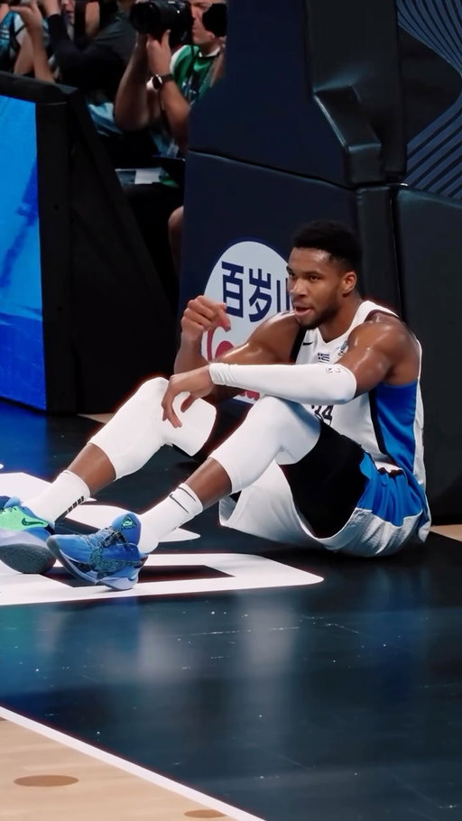 GIANNIS MADE THIS 😩 #EuroBasket