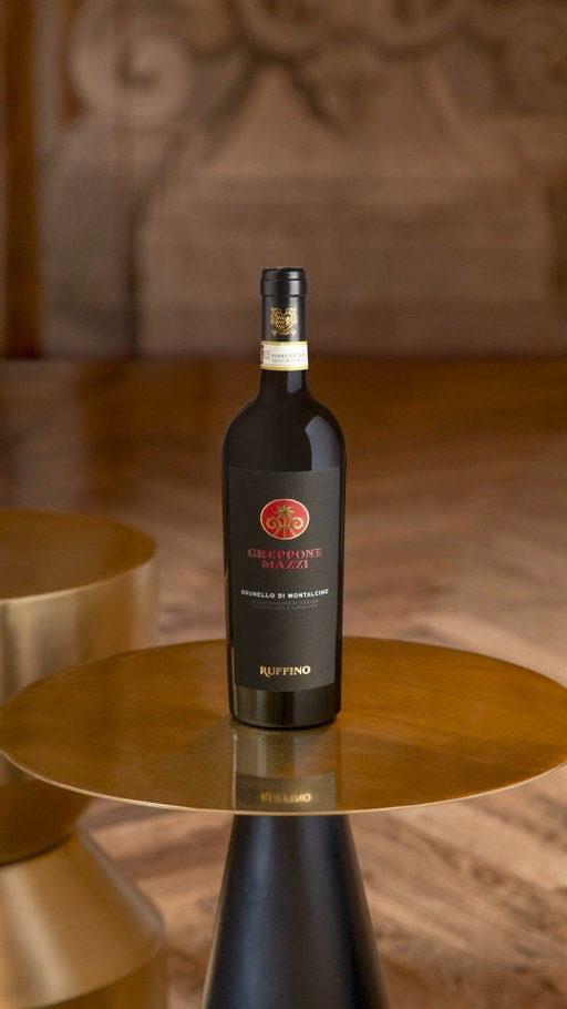 Greppone Mazzi, with its Sangiovese Grosso, is the perfect expression of a centuries-old tradition.
Elegant, complex, and rich in history, every sip tells the story of Tuscany. A wine that grows in the high hills, patiently aged in oak barrels.

Find out more about Greppone Mazzi at the link in bio.

•

Greppone Mazzi, con il suo Sangiovese Grosso, è l'espressione perfetta di una tradizione secolare.
Elegante, complesso e ricco di storia, ogni sorso racconta l'anima della Toscana. Un vino che cresce in alta collina, affinato con pazienza in botti di rovere.

Scopri di più su Greppone Mazzi al link in bio.

#Ruffino1877 #GrepponeMazzi #BrunellodiMontalcino