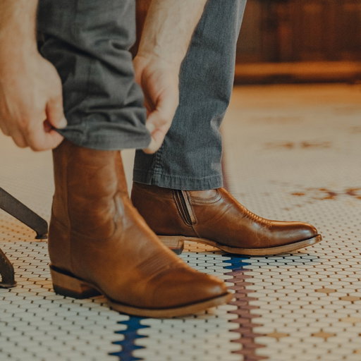 "My third pair of Chisos & these might be my favorite. Like every other pair they are extremely comfortable right out of the box. The whiskey finish is amazing, looks broken in after just a short time wearing them. The color is just like a nice glass of bourbon, whiskey is an apt name. They have a slight bit of shine to them which makes them ideal for any situation - not too casual & not too dressy.

If they come out with different #7's like rough out or exotics my wallet will be screaming - lol."
–Erik, Virginia