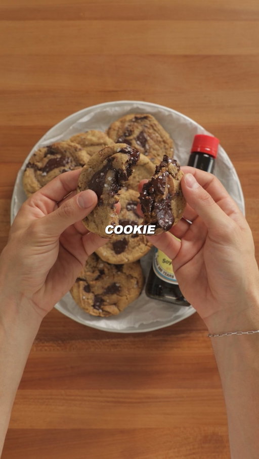 You’ll never have cookies the same! Wait until you try these chocolate chip cookies with my secret
ingredient: Kikkoman® Soy Sauce! The soy sauce brings the perfect touch of salty and umami flavor
to your classic chocolate chip cookie recipe.

What’s your favorite unexpected way to use Soy Sauce? Drop a comment below! #ad Recipe is
linked in my bio and let me know if you try it! #cookingwithkikkoman