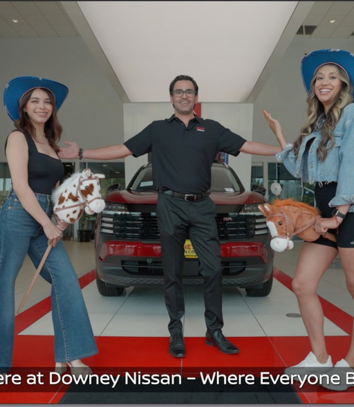 Primero Nissan y luego el drama. 💥 Sofía y Liliana se enfrentan en un duelo épico, pero Alejandro sabe la verdad: el único caballo de fuerza que importa es el que esta en el motor. 🚗✨ ¡Downey NissaNovelas, ya disponible! 
~
Nissan first, drama second. 💥 Sofia and Liliana are ready for a showdown, but Alejandro knows the way to settle it—behind the wheel of a REAL Nissan. 🚗 Watch Downey NissaNovelas: Stick Horse Showdown! 
#DondeTodosCompran #DowneyNissaNovelas #Horsepower #Drama #Telenovela #Novela #Series #NuevoEpisodio
