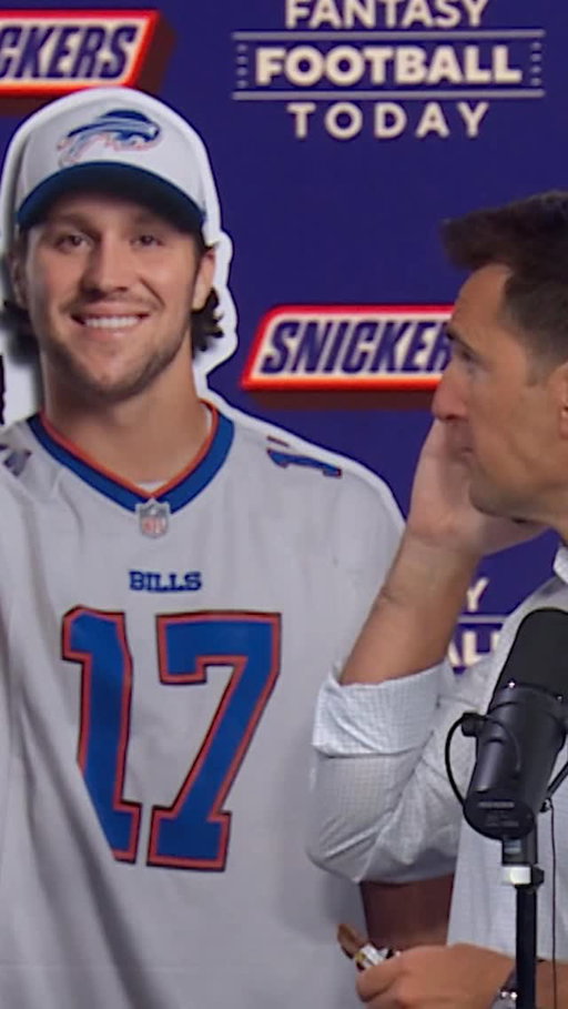 Of course he ate the @snickers 🤣