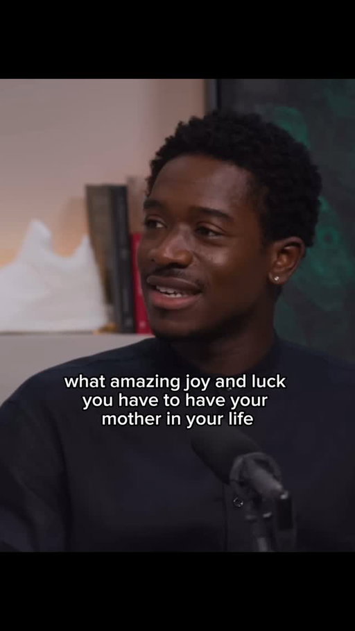@damsonidris speaking about his love for his mother on The Ebro Show.
