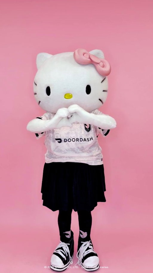She’s baaaack! ⚽️🎀 @HelloKitty is joining us on 9/18 for a supercute match of the season. Grab your ticket pack and score an exclusive ACFC x Hello Kitty keychain!