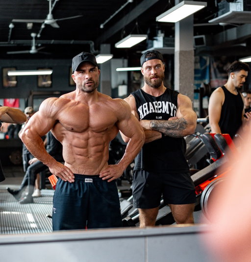 Linking up with one of the best to do it last week at the 6 weeks out mark - fellow @gymshark athlete and good friend @cbum 👊🏼 what’s beautiful about the sport of bodybuilding is no matter how experienced you are, there is always something you can learn, adapt and implement to be that little bit better… I took a lot away from my session last week with Chris, more so about mindset, being present and enjoying the process… all things that seem fairly simple but when your in the depths of prep, it’s easy to forget this… 👊🏼 #gymshark