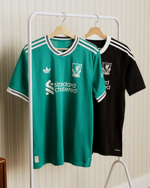 the Trefoil never left. it was just waiting for this moment. 💚

introducing the new 2025/26 third kit. available now 🔗