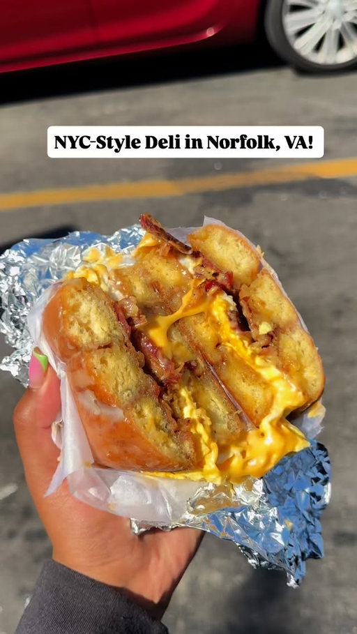 Went to check out @ocky.stop in Norfolk and my Jumbo Honey Bun BEC was fire 🔥🔥

I’ve been to NY many times but still need a someone actually from their to stamp it however, it did give me a NY vibe especially the employees they are funny 😂

Check them out 💙

•

•

#757 #va #stormchasers #hamptonroads #virginiabeach #vabeach #hamptonroadsva #portsmouthva #dmv #norfolkva #deli
