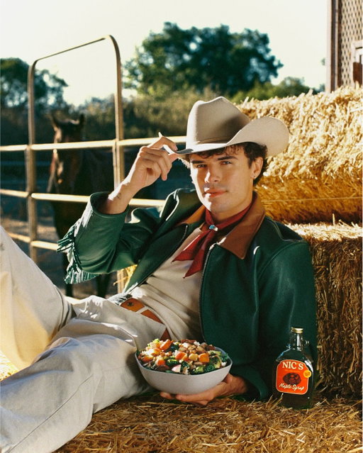 farmer? farmacita?

this fall, we took island boy @nicolasvans to the farm to celebrate the season’s flavors: crisp apples, jammy tomatoes and a little maple syrup, of course. explore the menu and take a bite for a limited time.