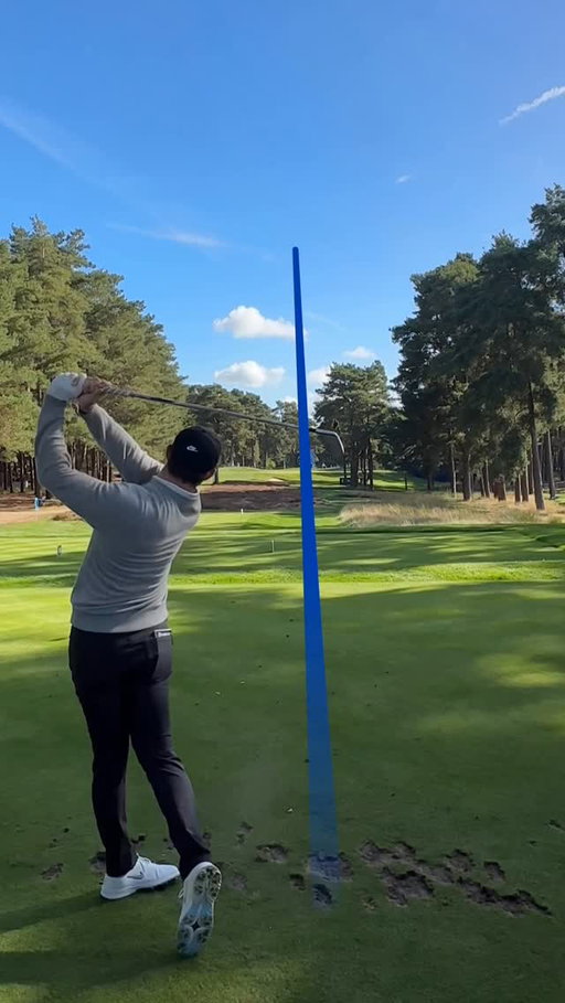 @rorymcilroy is hunting pins at Wentworth. Safe to say he is feeling it coming off his win last week. 👀 #TeamTaylorMade