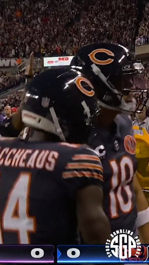 Sean and Kramer both shoeed their TDs on air 😳 and cashed in #chicagobears Caleb Williams first touchdown 

#sportsbet #sportsbets #sportsbetting #sportsbettingtips #sportsbettingadvice #nfldraft #nflpicks #nflnews #nflbetting #nflfantasy #bearsfootball #vikingsfan #minnesotavikings #vikingsfootball