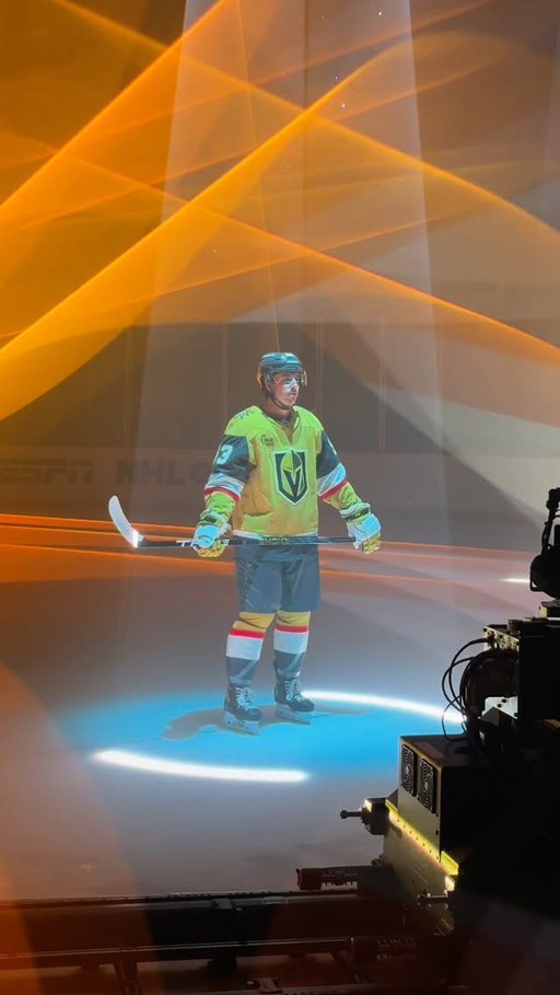 Mitch Marner is in his gold era ✨ 🤩