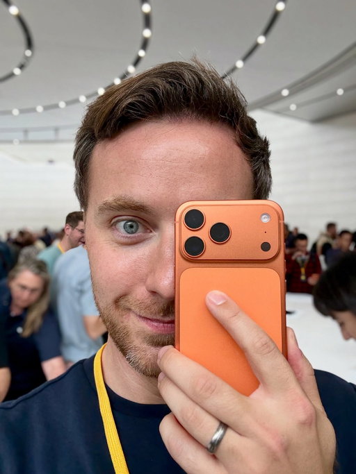 Apples & Oranges

#iPhone17pro #iphone17promax #apple