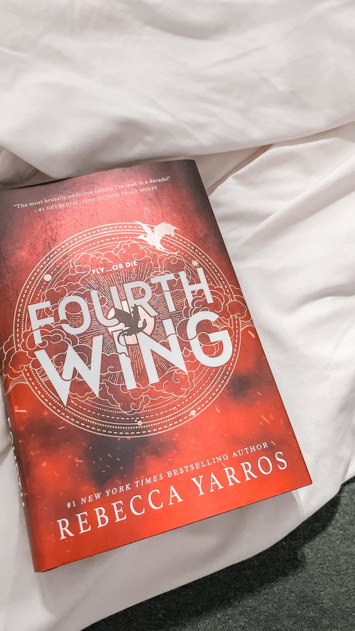 Violet to Liam: “I love you, I’m sorry” 😭

#instagram #trending #bookcommunity #fyp #explore #onyxstorm #fourthwing