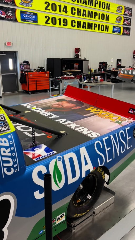 Thursday night, we’re rolling with @rodneyatkins under the Bristol lights 🤘🔥

Bristol fans - turn up @969wxbq for your favorite pre-race hits from @rodneyatkins 🎸

Then watch the No. 98 Curb Records / Soda Sense Ford F-150 battle at Bristol this Thursday at 8 PM ET on @fs1 👀