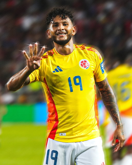 📸 🎶𝑷𝒐𝒓 𝒆𝒔𝒐 𝒕𝒓𝒂𝒊𝒈𝒐 𝟒 𝒈𝒐𝒍𝒆𝒔 𝒆𝒏 𝒎𝒊𝒔 𝒎𝒂𝒏𝒐𝒔 🎶⚽️⚽⚽⚽

Con 𝒖𝒔𝒕𝒆𝒅𝒆𝒔, el 𝑳𝒖𝒊𝒔 𝑺𝒖𝒂́𝒓𝒆𝒛 de 𝑺𝒂𝒏𝒕𝒂 𝑴𝒂𝒓𝒕𝒂 😎

#LaSeleNosUne🇨🇴