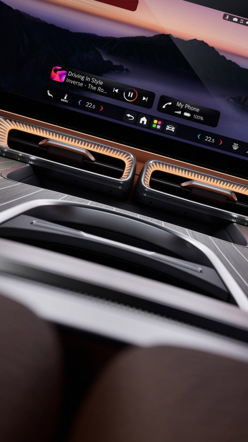 More space than ever. Intelligence that learns and adapts. This familiar #MercedesBenz 'Welcome Home' feeling, just seriously levelled up.
 
#GLC #IAA2025 UK specs may vary.