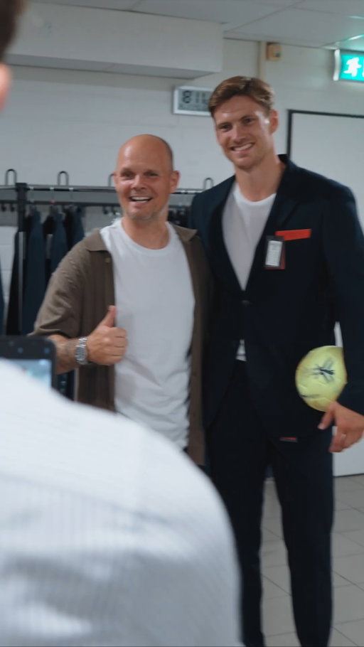 Lindbergh X THW Kiel: Fitting session⁠
⁠
Preparation for a new season. It is a pleasure that @lindberghfashion dresses us for another season and joins us on our journey through Europe 🙌 We wear styles from The Superflex Collection, designed with movement and comfort in mind.⁠
⁠
Can’t wait for an exciting season ahead!⁠ 🖤🤍
⁠
#LINDBERGH #LindberghCommunity #WirSindKiel #NurMitEuch