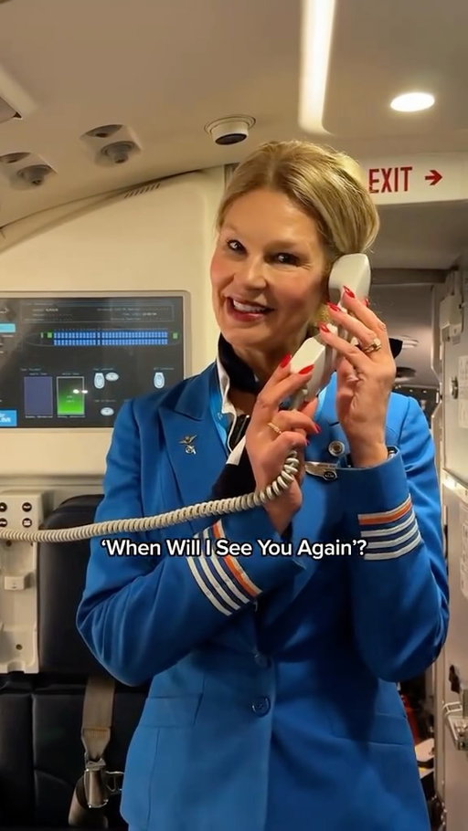 Senior purser @flyingwithmarloes looks back at her favourite moment..aw! 💙🥹 So...when will we see you again? 

#KLM #RoyalDutchAirlines #favouritemoments #cabincrew #threedegrees