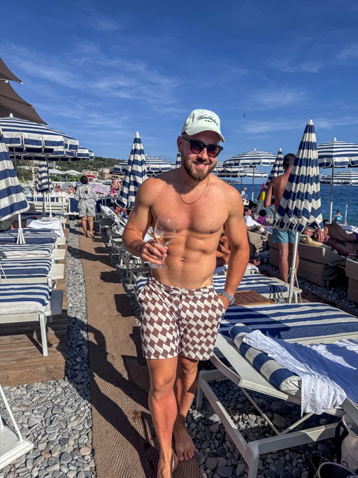 This ….& missing the London tube strike chaos 💆‍♂️