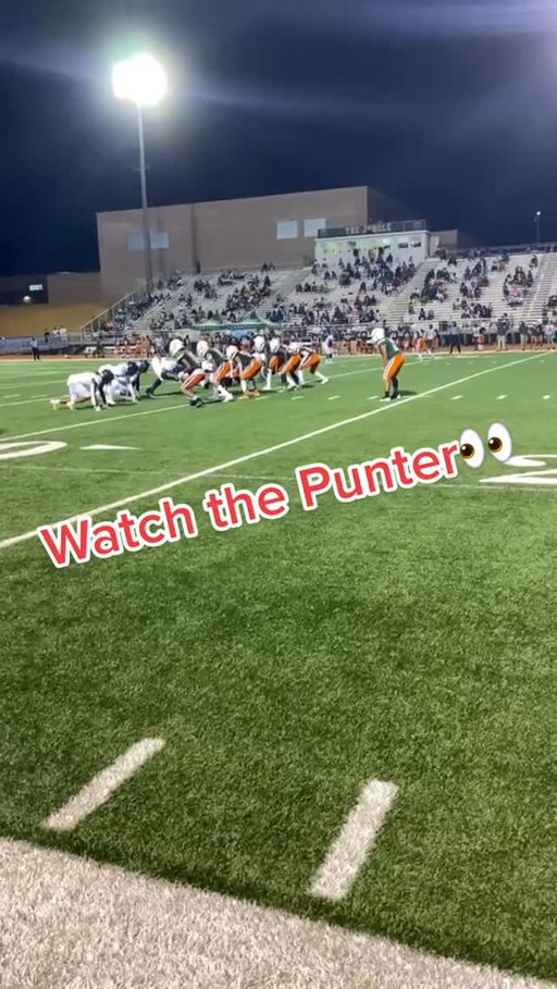 Punters are athletes too🤷‍♂️

•

#highschool #fridaynightlights #hs #bigplay #football #punt #punters #explorepage #viral #explore #creative #rivals