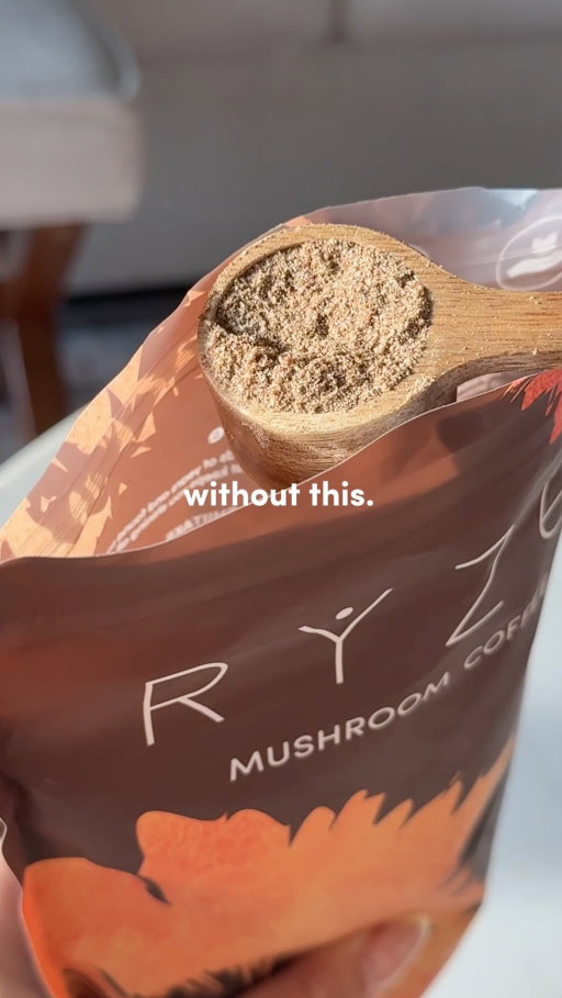 Mushroom coffee = the personal cheerleader you didn’t know you needed 🫶☕️

Thanks to our SUPER6™ Mushroom Blend, just one cup in the a.m. gives you:

⚡️All-day energy
💡 Improved focus + mental clarity
😌 Better mood
🌟 Digestion & immunity support

Link in BIO to shop our mushroom coffee blends 🍄