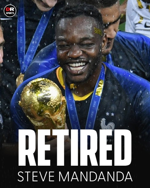 Out of contract since leaving Rennes, Steve Mandanda, 40, officially announced the end of his career today! ❤️