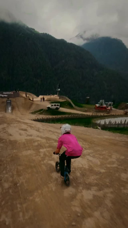 The mountains, the setup, the crew. Swatch Nines MTB isn’t just about the action, it’s about the moments in between and the vibes that make it unforgettable. #SwatchNines #SwatchLovesSports