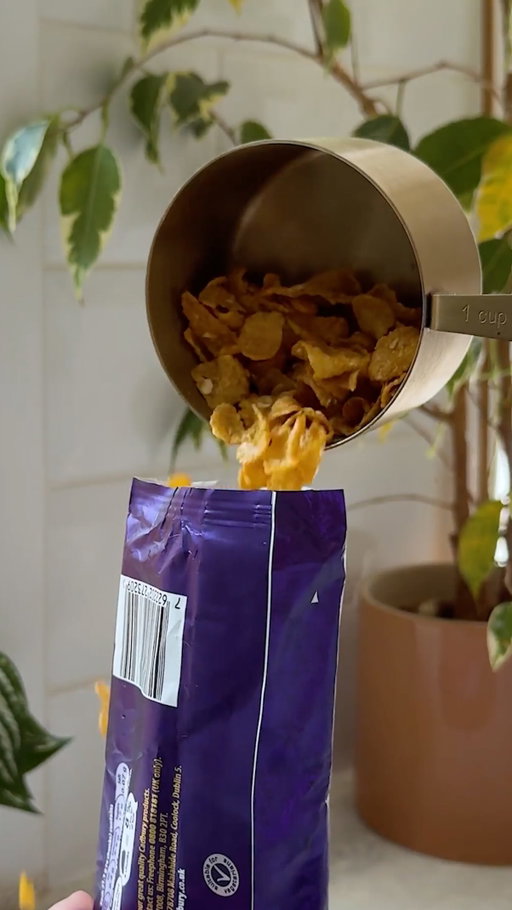 Ever looked at a plain choccie bar and thought… needs more crunch? Us too.

Tag the mate who’d call this peak innovation x

Shoutout to @squashedpickle for the inspo 🧡