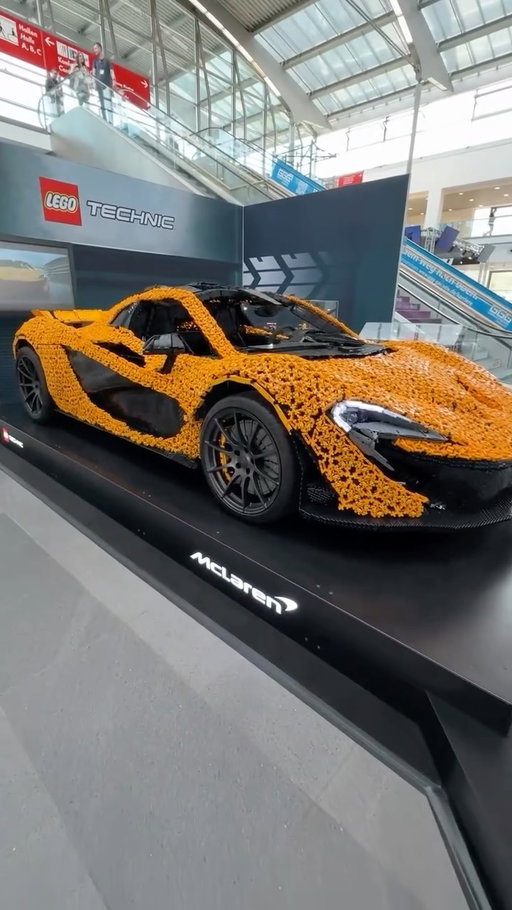 This LEGO McLaren P1 was once driven around the Silverstone track by Lando Norris...🏎️🔥 @sbxcars

#mclaren #lego #sbxcars