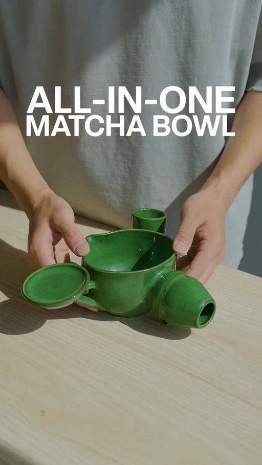 for my first time making a chawan, i wanted to do something unique (this piece is obv a joke and not practical whatsoever)

i asked alaina (@littlematchstudio) to help bring this vision to life, and aside from breaking a part off, i’d say it turned out pretty well! 

#matcha #matchabowl