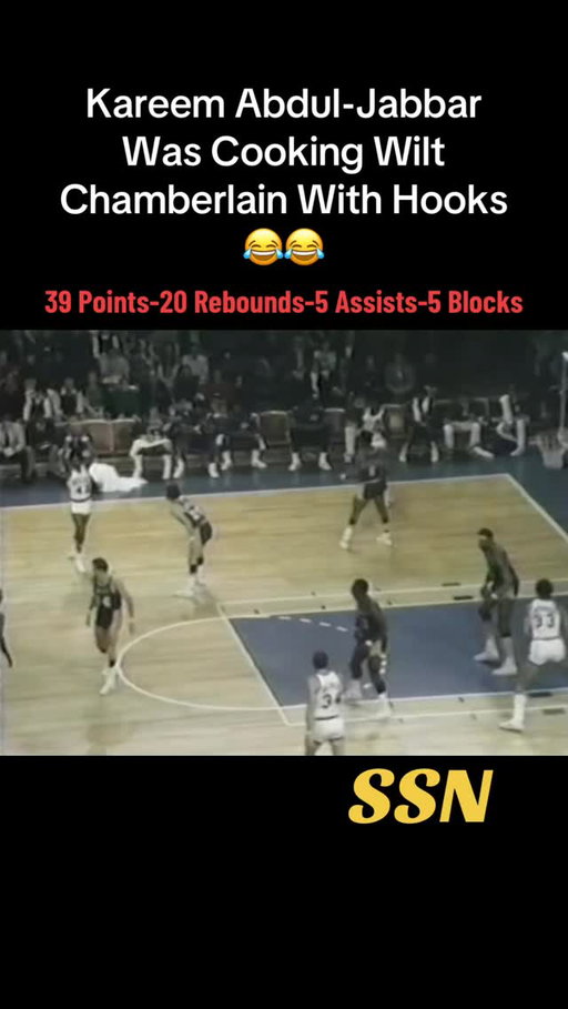 Kareem Abdul-Jabbar Was Cooking Wilt Chamberlain With Hooks😂😂 39 Points, And 20 Rebounds!! 

#kareemabduljabbar #nba #nbahistory #goat #oldschool #wiltchamberlain #hooper #buckets #mvp #losangeleslakers #milwaukeebucks #explore #explorepage
