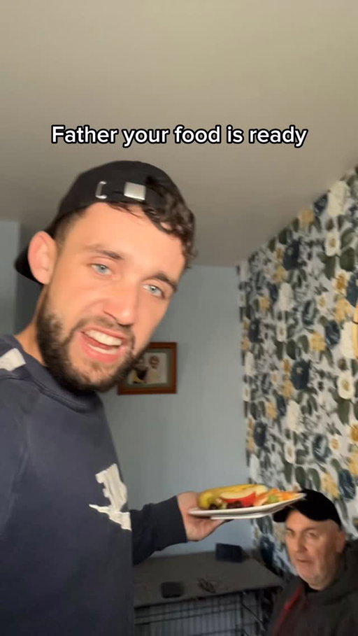 Healthy diet 🍇

  #comedian #comedy #joke #oneliner #funny #family
