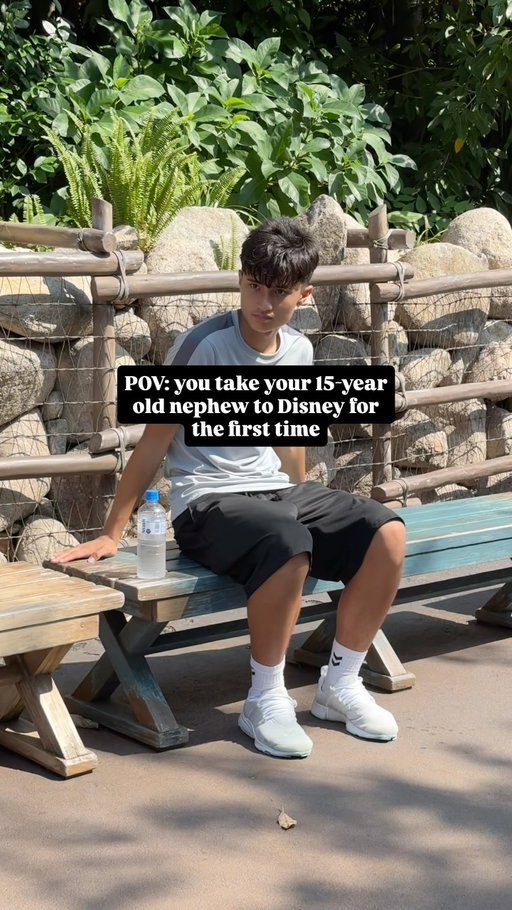 Can parents of teens relate? 🥱💤

#tokyo #disneysea #relatable #teens #japan #disney