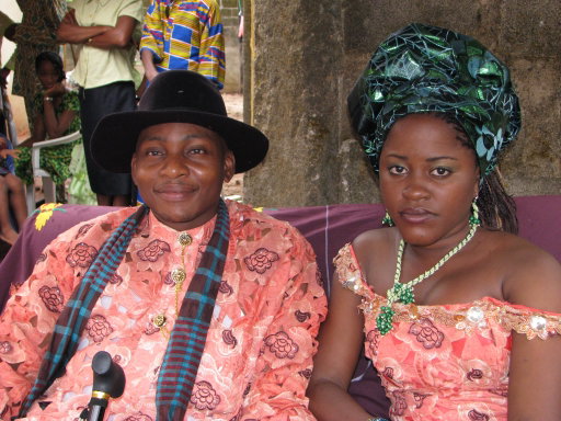 I remember the first time I visited my husband in Aba while we were dating. His house was so clean it could pass for a showroom, and he even had food tucked away in the freezer. He served me rice and stew with juice, and guess what? I didn’t touch a thing. 

My mum’s voice kept ringing in my head: “Never trust a man alone. If he offers you food or drink, don’t take it, you never know”. 

So there I was, starving, watching him happily chow down on that delicious rice and stew while I clutched my empty stomach. I made it back to my hostel alive, and now I’m definitely passing this “trust no man with food” wisdom down to my daughter 😛 #fblifestyle