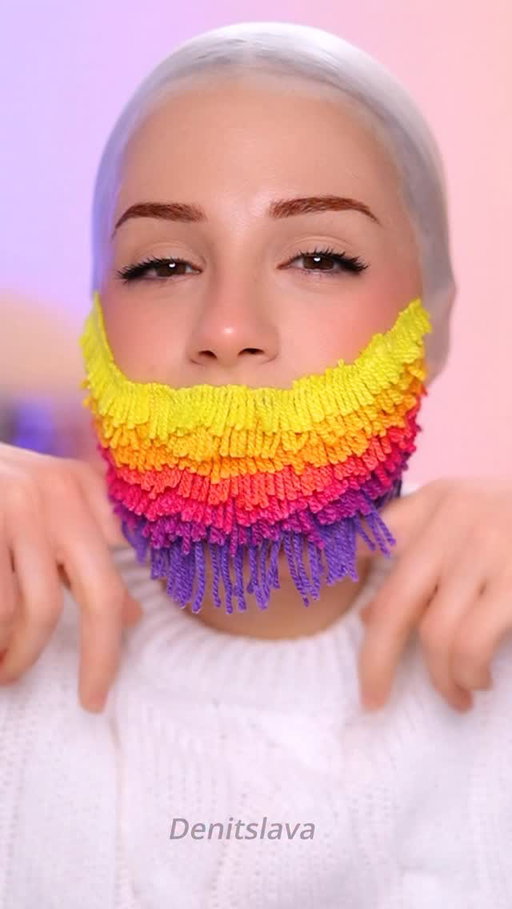 me thinking this would take 20-30mins:🤡😬 ..full video is on my YouTube channel! ❤️
_
#yarn #makeupchallenge #eyeliner #lipstick