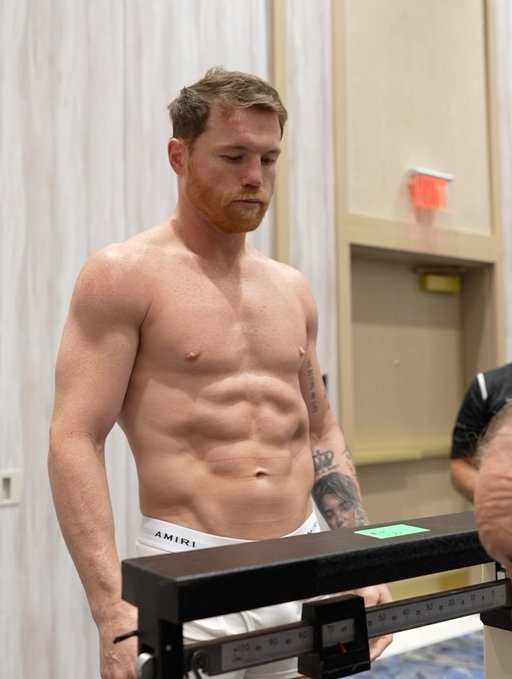 It doesn’t get better than THIS 🤩

@Canelo vs @TBudCrawford is LOCKED IN for Saturday night! 

[ #CaneloCrawford is live ONLY on @Netflix | SEP 13 | 9pmET | #RiyadhSeasonCard ]