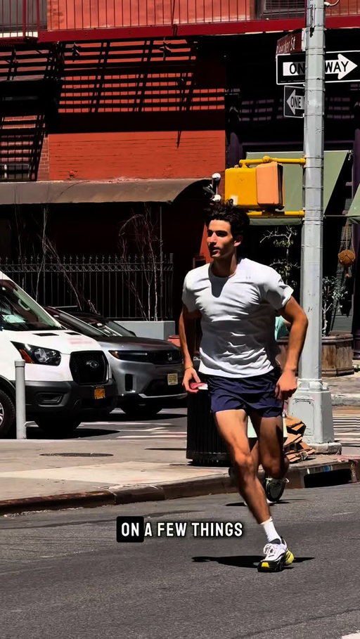 Different sessions. Same pace. Coaching, lifting, and running all in UA Halo. 
@uarunning #UAPartner #UAHalo