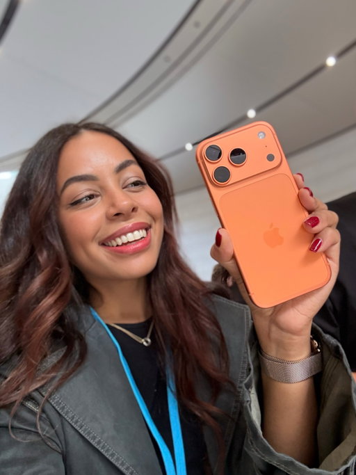 Apple picking 😉🍎✌🏽

Guys, I still can’t believe all of the announcements this week! You already know I can’t wait for the new cameras on the 17 lineup and that Air is looking SO PRETTY! The AirPods Pro 3 got a HUGE glow up. The Apple Watch SE 3 has entered the chat after 3 years!

So many thoughts, so many videos coming soon! What are you most excited for? Also also also if you preordered today 👀what did you get? ⬇️✍🏽

#apple #iphone17 #iphoneair #airpodspro #appleevent #recap