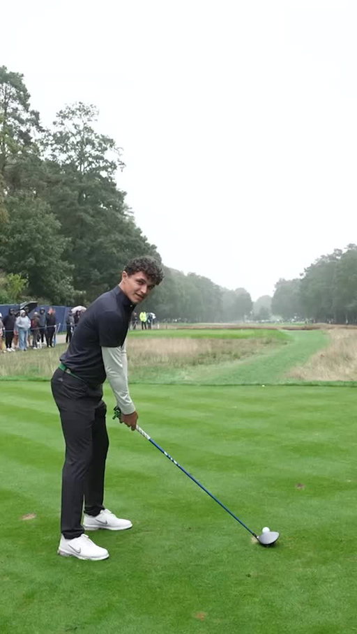 Four holes in 40 (ish) seconds with Lando Norris 😅
#BMWPGA | #RolexSeries