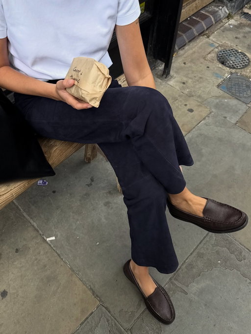 SUEDE 👏🏻 NAVY 👏🏻 TROUSERS 👏🏻 !