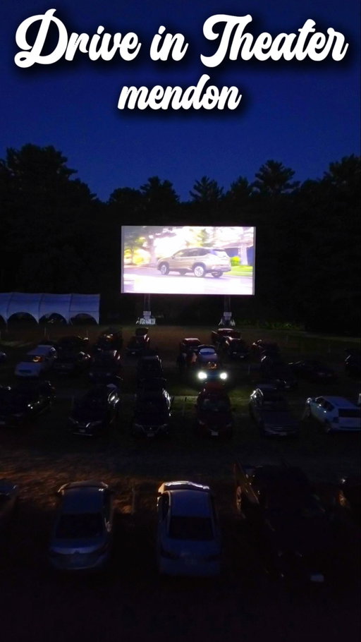 🚘 DRIVE IN MOVIE 🚘

Mendon Twin Drive-In has just returned this Fall!! This is a must for family outings and date nights. They double feature every night so there is a movie for everyone. @mendondrivein 

#bostonevents #boston #newengland #driveinmovie #massachusetts #newengland #bostontravel #bostonmovie #thingstodoinboston #bostonma #bostonphotography #bostonphotographer #mendon