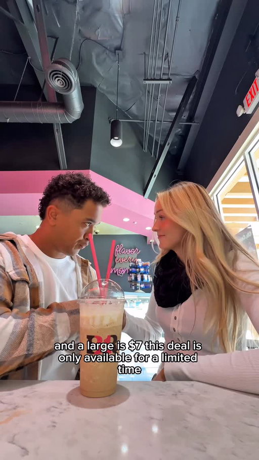 I think the girlies may be up to something with this one…. Bring on all the pumpkin spice!! @baskinrobbins #baskinrobbinspartner
