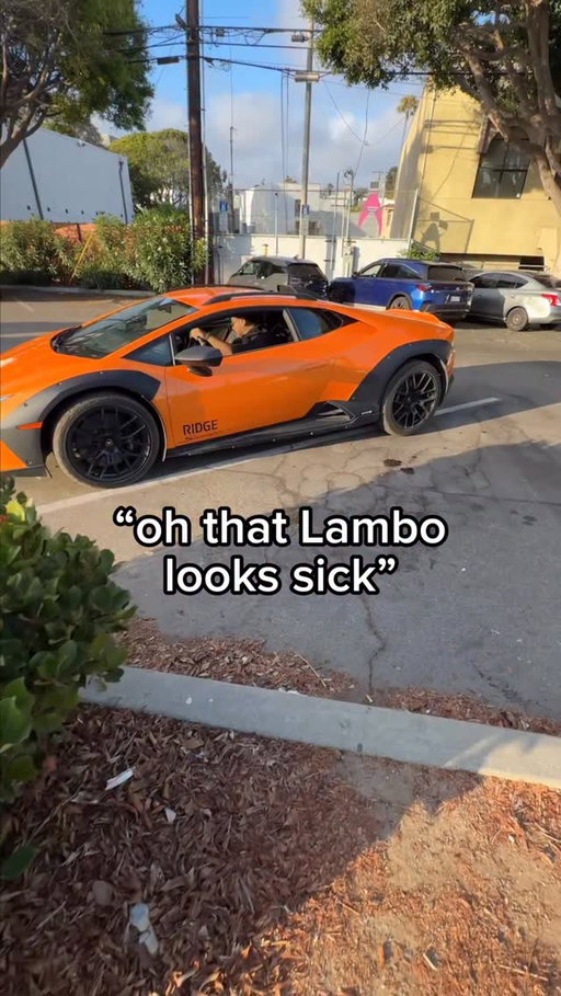 Took photos with the @ridge lambo, you have the chance to win it for free! Go checkout their page, and let me know what you think of the photos in the comments!