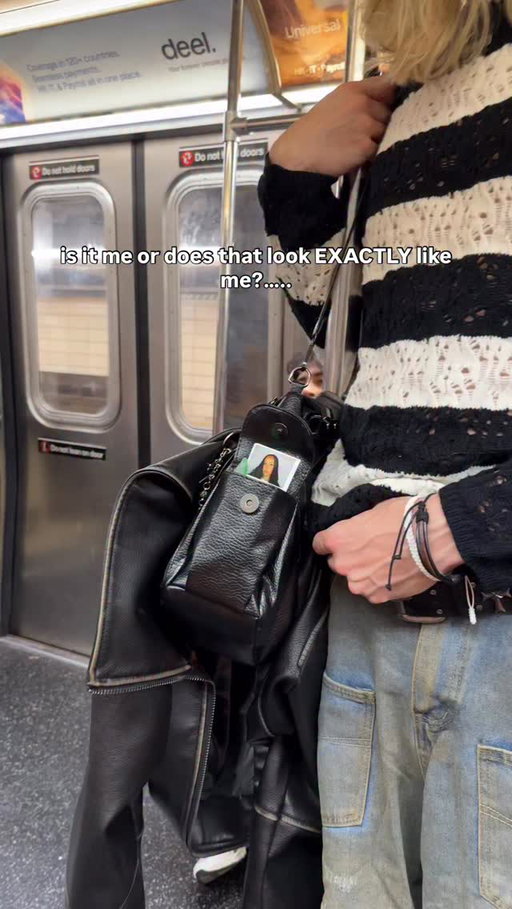 so are we soulmates or should i be scared 👀 #subway #subwayman #nyc #nyfw