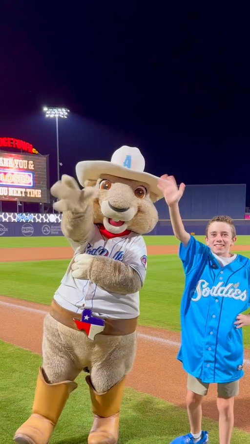Hanging out with Ruckus and the Sod Poodles at Hodgetown Stadium watching the lights turn off! #MiLB #sodpoodles #baseball #ballgame #sports #lightsout #lights #fun