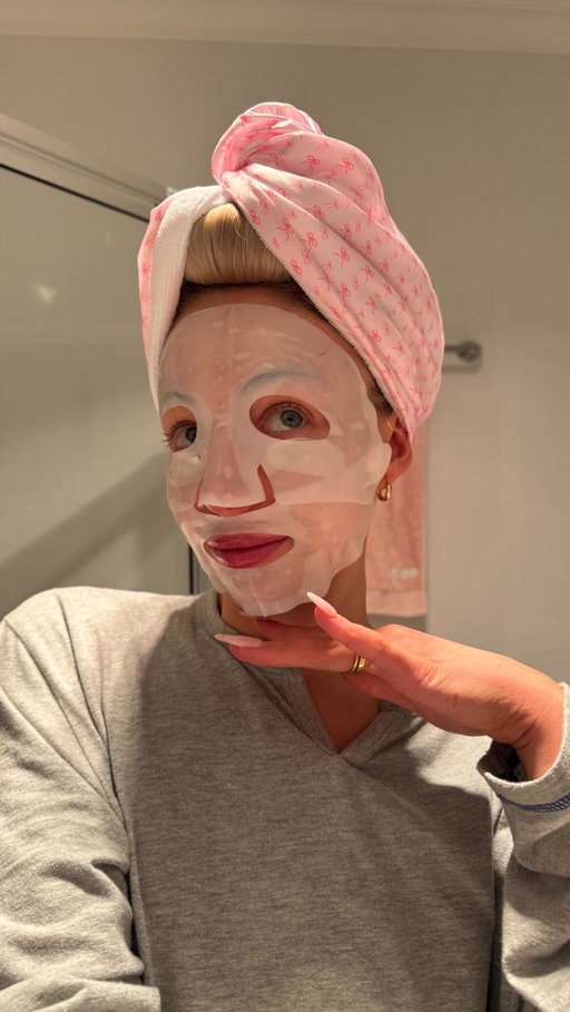 WHY did no one tell me these sooner! 🫧 @garnieraunz 

#garnieraunz #garnierskin #skincare #ad