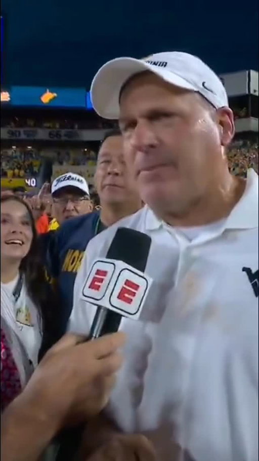 WEST VIRGINIA MOUNTAINEERS DON’T EVER QUIT 😤