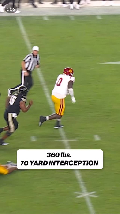 BIG MAN PICK SIX! 😤🔥 THE man!
