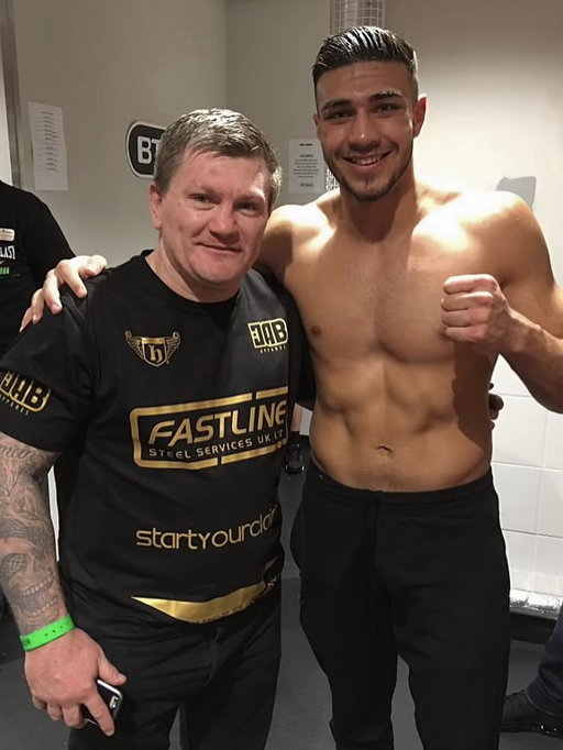 Heartbroken doesn’t even come close. I turned pro with you by my side Ricky and you’ll always be a massive part of my journey in boxing and in life.
I am so shocked and gutted. Rest in peace champ 💔